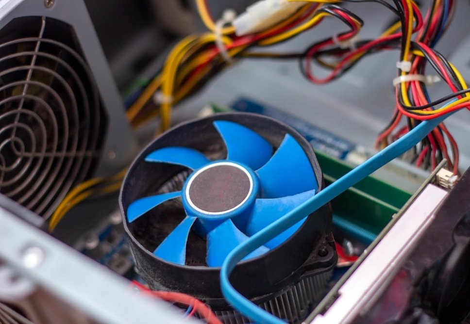 Quạt CPU Máy Tính Không Quay Có Sao Không? Hướng Dẫn Kiểm Tra Tại Nhà